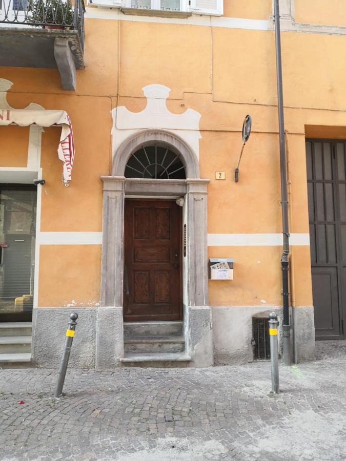 Appartement Casa Del Conte Massimiliano Roero à Coni Extérieur photo